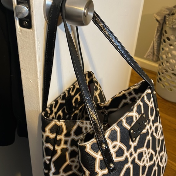 Versatile Kate Spade tote. Can be used 2 ways. - Picture 8 of 8